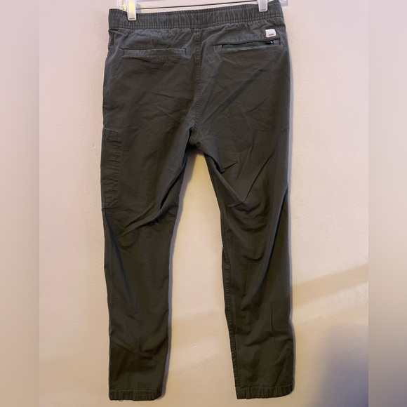 Vuori Pants Olive Green Ripstop Cargo Drawstring Stretch - Picture 2 of 5
